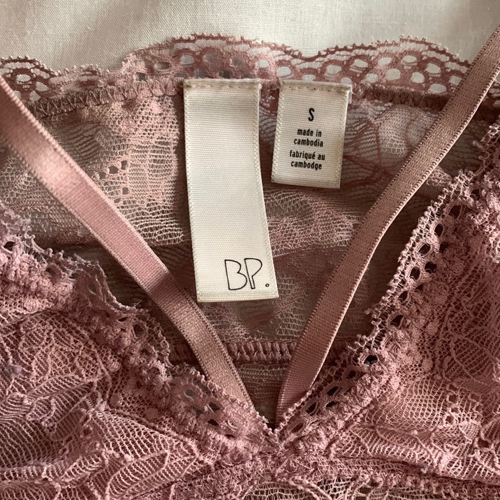 Bralettes 💓 - Picture 10 of 10